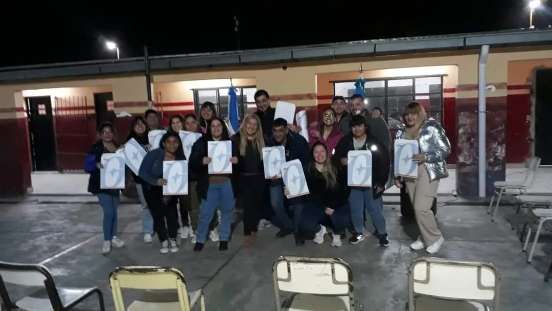 Segunda entrega de títulos oficiales